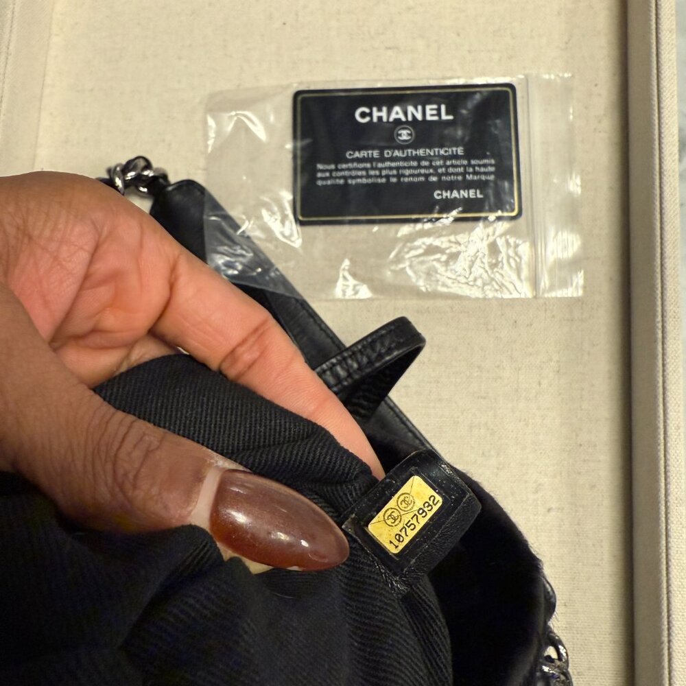 Chanel Matelassé Pony-Style Calfskin Shoulder Bag - Picture 6 of 8
